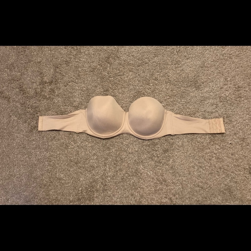 Primark, light nude strapless bra. Size 34DD